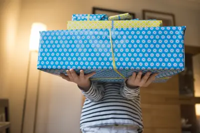 Ahead of the holidays, consumer and child advocacy groups warn against AI toys