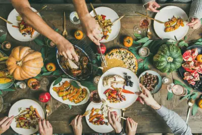 What are some of the mental health benefits of going to a ‘friendsgiving?’ A local psychiatrist weighs in