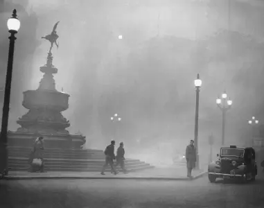 Today in History: December 5, Great Smog of London descends