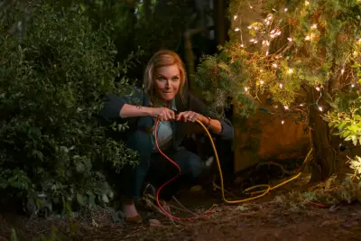 Michelle Pfeiffer a put-upon mom in ‘Oh. What. Fun.’