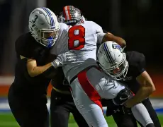 Acalanes wraps up DAL Foothill Division with commanding win over Clayton Valley