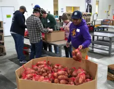 Alameda County buffers against SNAP cuts with $10 million infusion