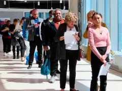 US jobless benefit applications jump to 236,000, but continuing claims are lowest since April