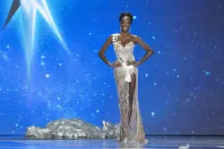 Miss Costa de Marfil renuncia a su título tras controversia en Miss Universo 2025