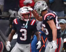 Patriots mailbag: How to handle Rhamondre Stevenson, DeMario Douglas