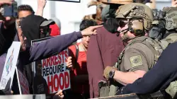 Wild scene as protesters trap federal agents in taco shop parking lot, multiple arrests made