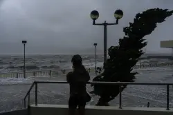 Typhoon Ragasa batters Hong Kong and southern China